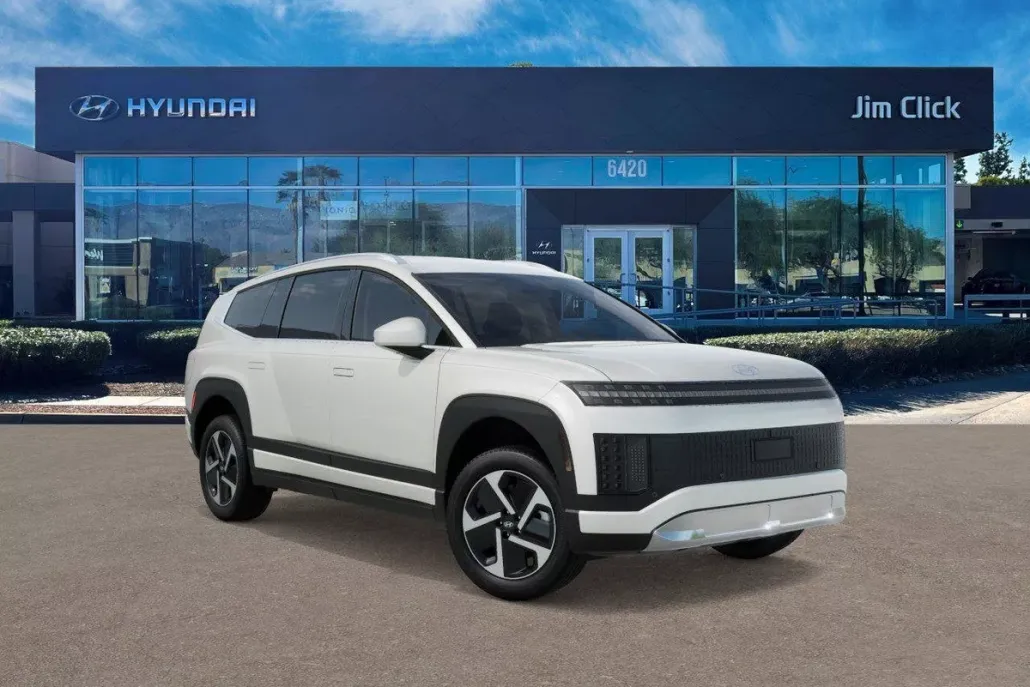 2026 Hyundai Ioniq SE photo 1