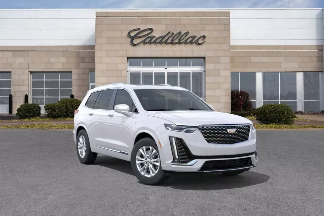 2025 Cadillac XT6 Luxury photo 1