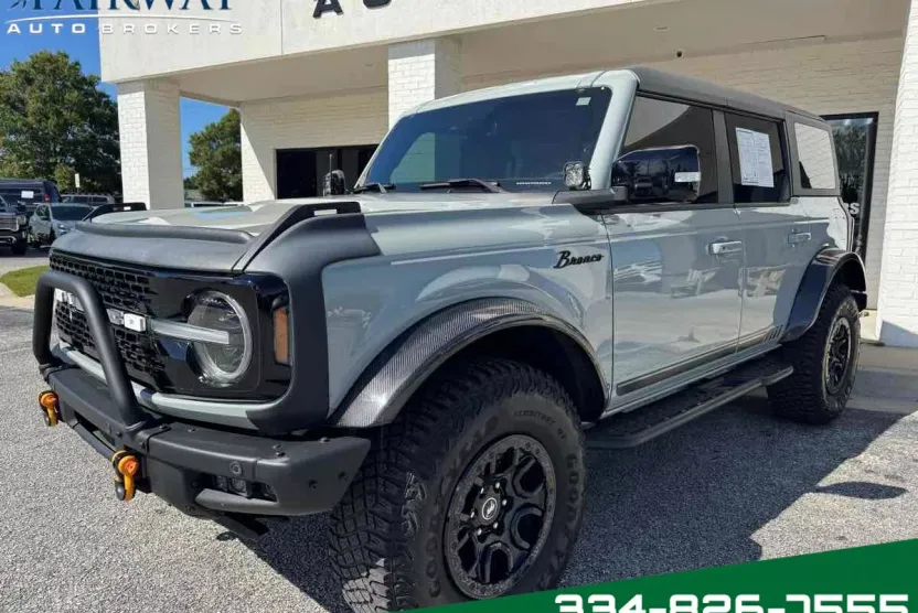 2021 Ford Bronco First Edition photo 1