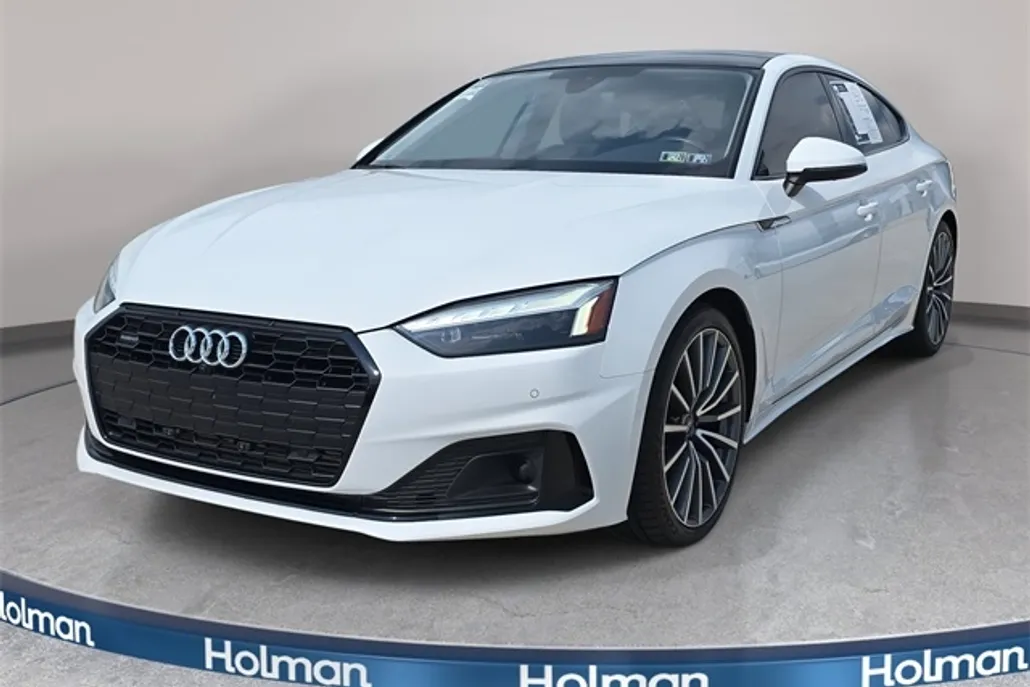 2022 Audi A5 Premium Plus Quattro photo 1
