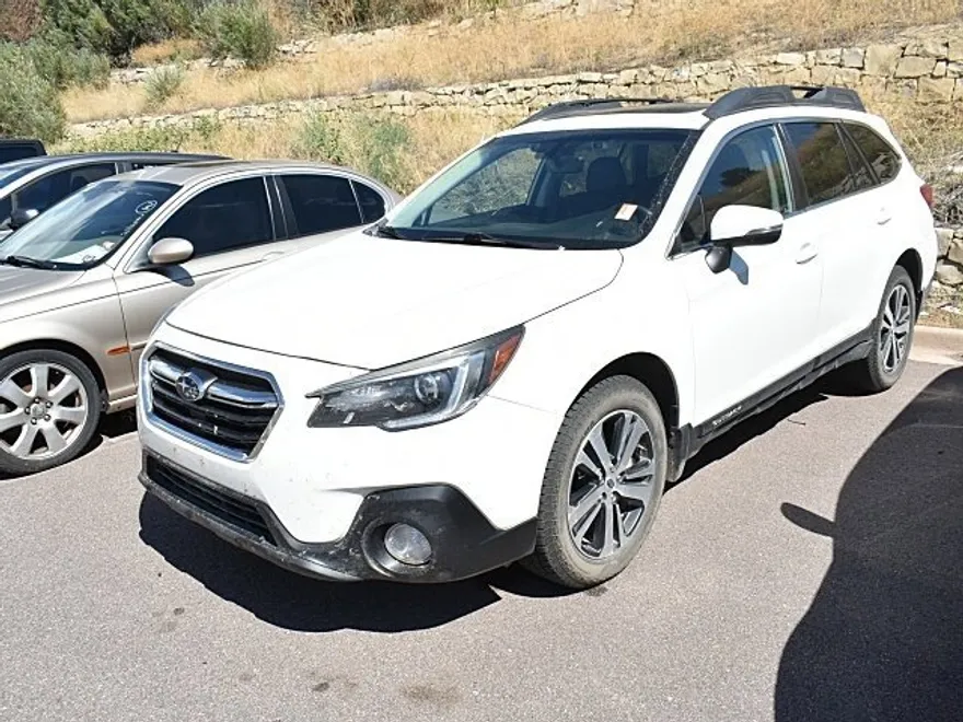 2019 Subaru Outback 3.6R Limited photo 1