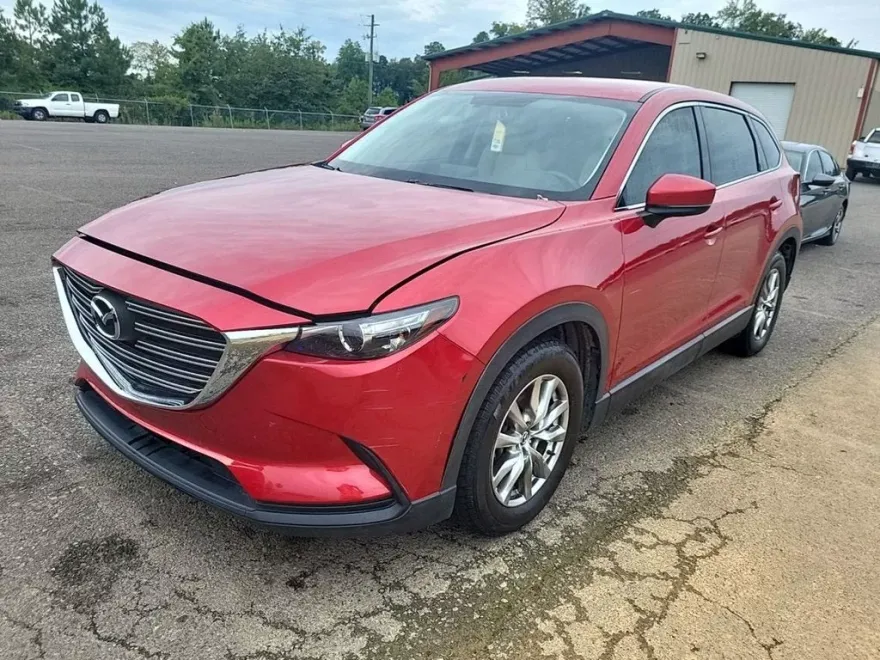 2016 Mazda CX-9 Touring photo 1