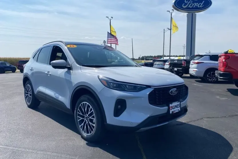 2025 Ford Escape Plug-In Hybrid Base photo 1