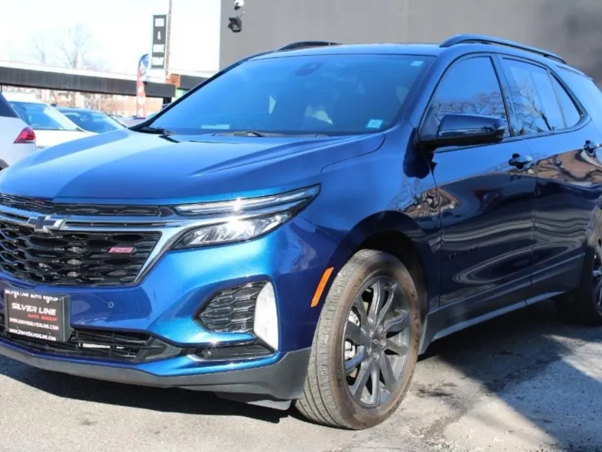 2022 Chevrolet Equinox RS photo 1