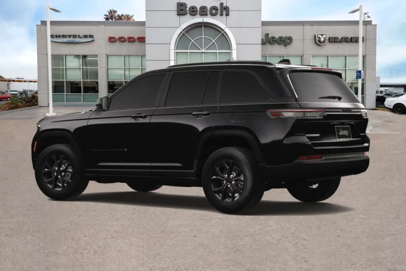 2025 Jeep Grand Cherokee Altitude photo 1