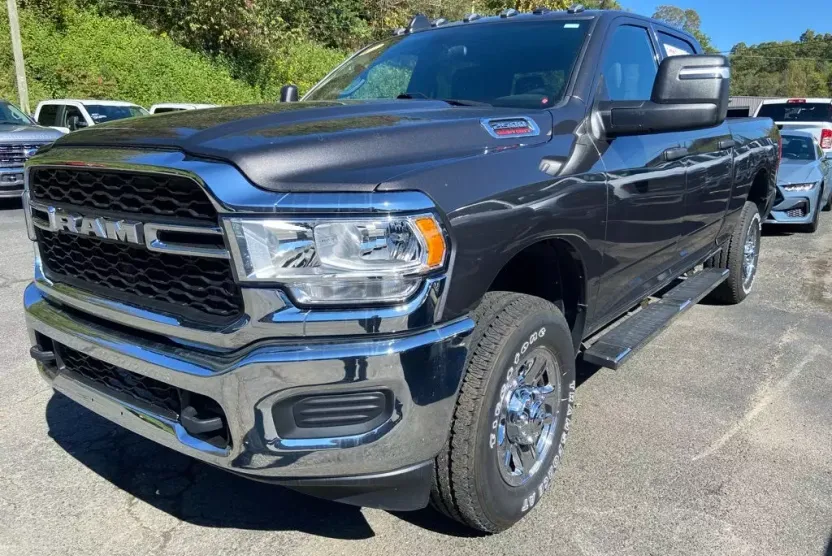2024 Ram 2500 Tradesman photo 1