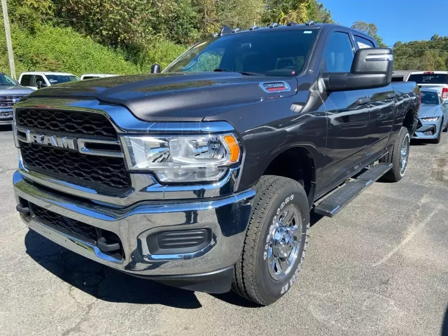 2024 Ram 2500 Tradesman photo 1