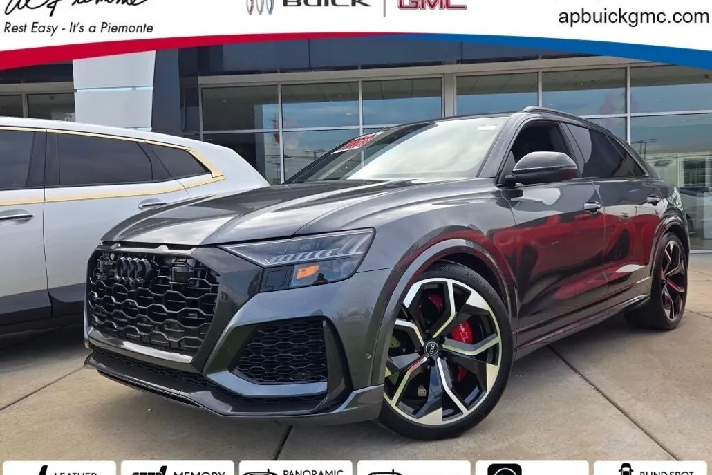 2021 Audi RS Q8 photo 1