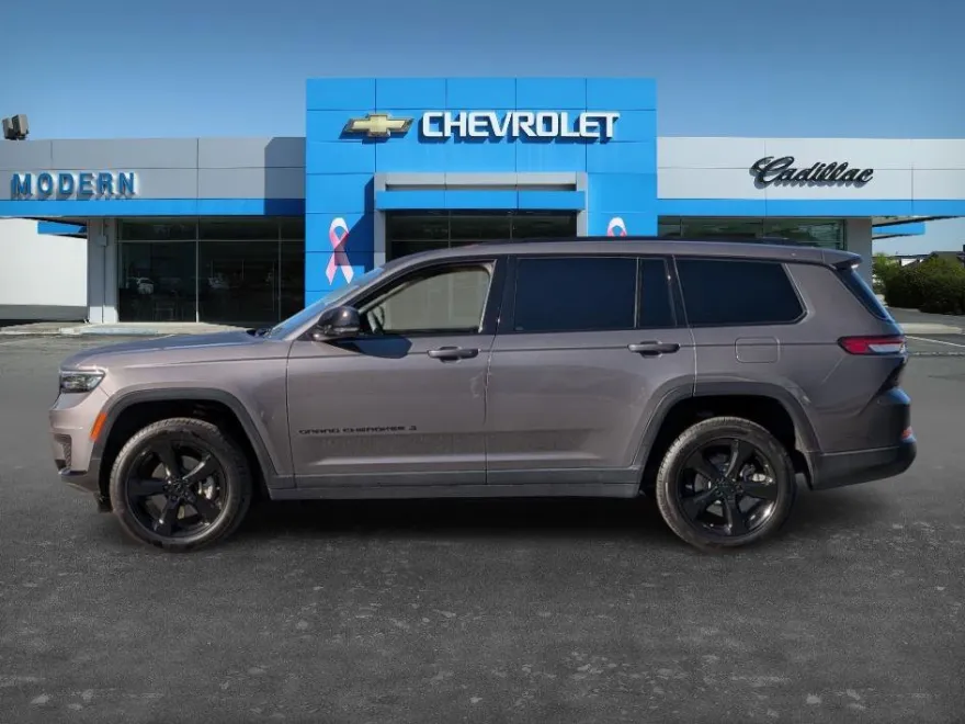 2023 Jeep Grand Cherokee Altitude photo 1