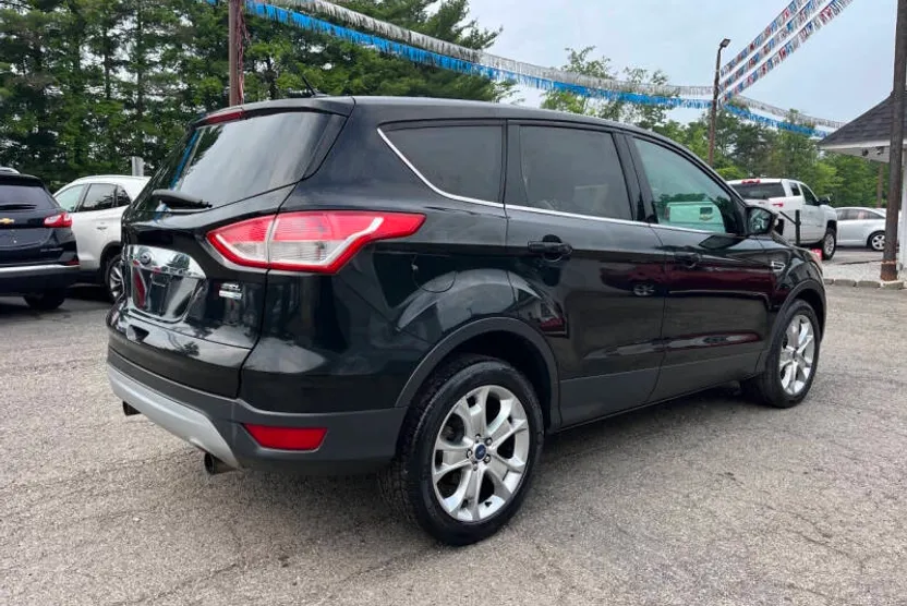2013 Ford Escape SEL photo 1