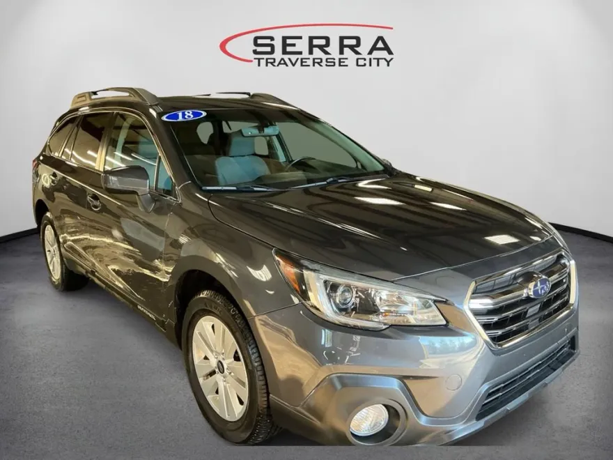 2018 Subaru Outback 2.5i Premium photo 1