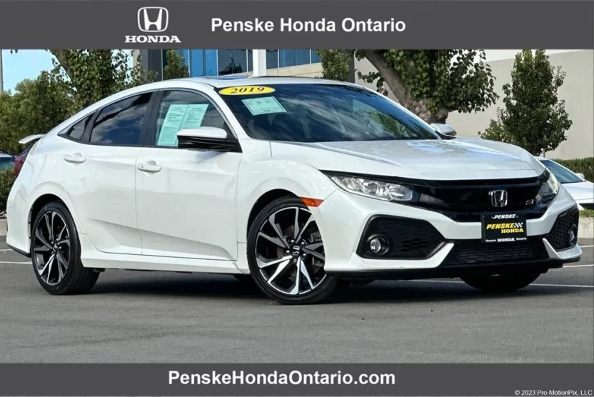 2019 Honda Civic Si photo 1