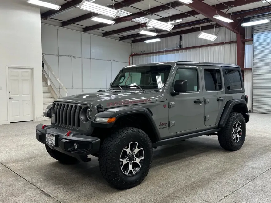 2022 Jeep Wrangler Unlimited Rubicon photo 1