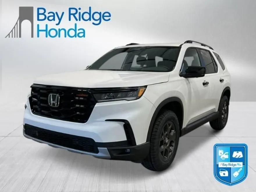 2025 Honda Pilot TrailSport photo 1