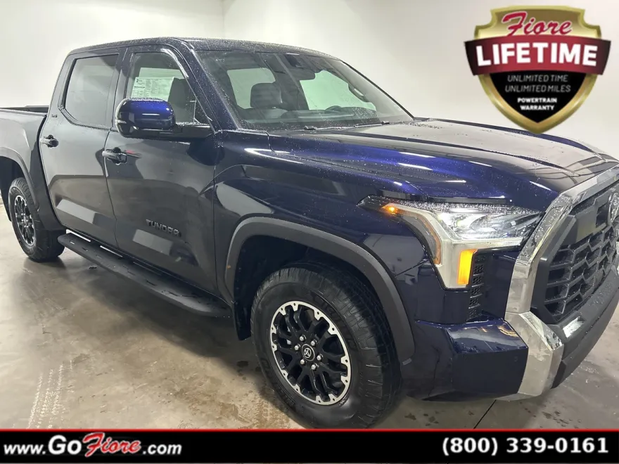 2025 Toyota Tundra SR5 photo 1