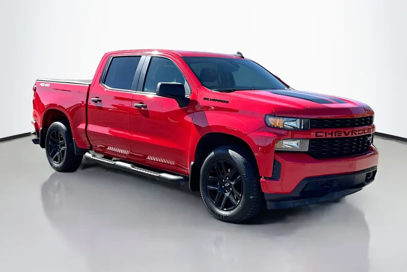 2022 Chevrolet Silverado 1500 Custom photo 1