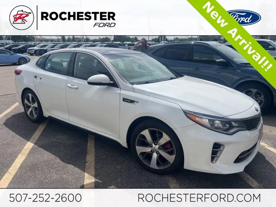 2017 Kia Optima SX Turbo photo 1