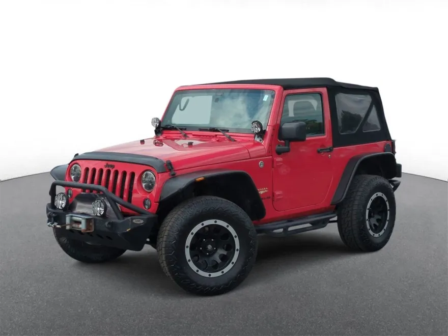 2014 Jeep Wrangler Sahara photo 1