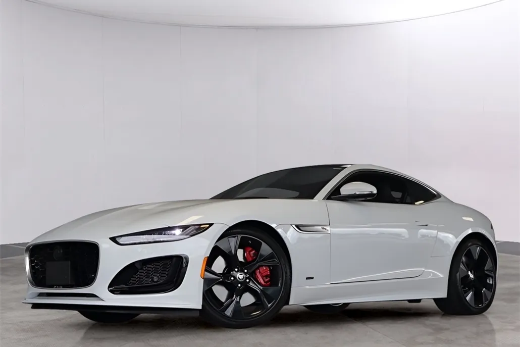 2024 Jaguar F-TYPE P450 photo 1