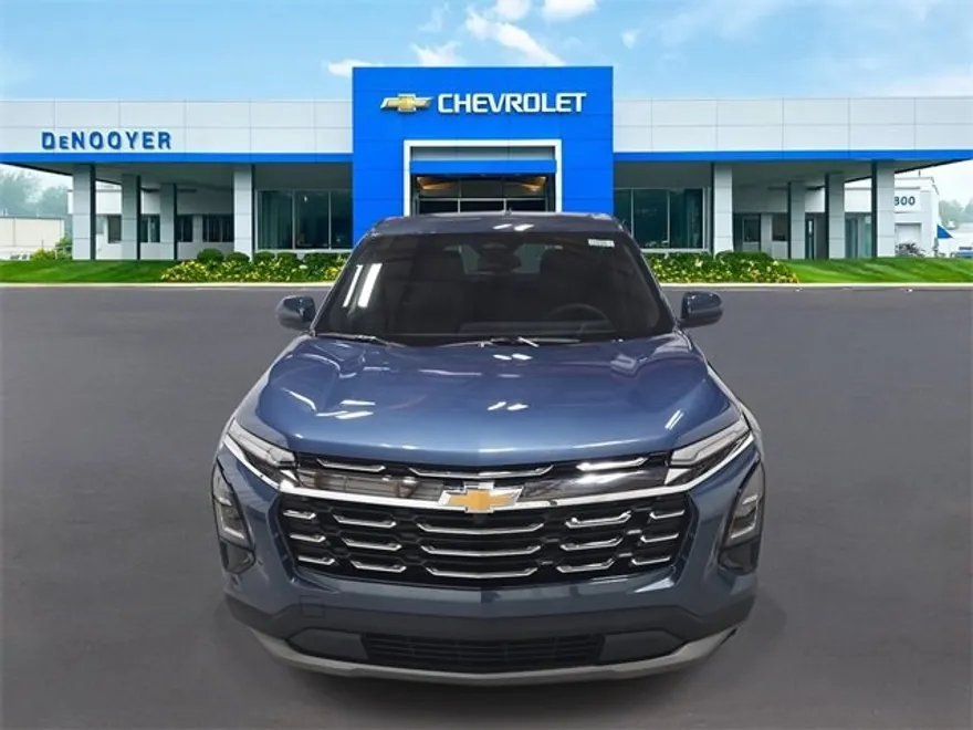 2026 Chevrolet Equinox LT photo 1