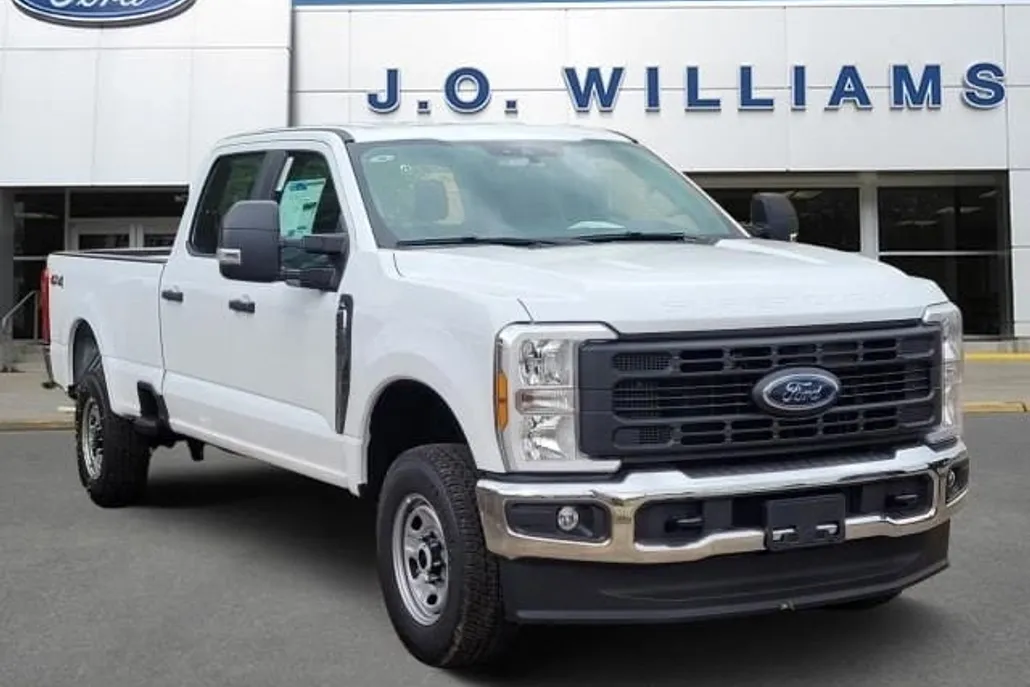 2026 Ford F-250 photo 1