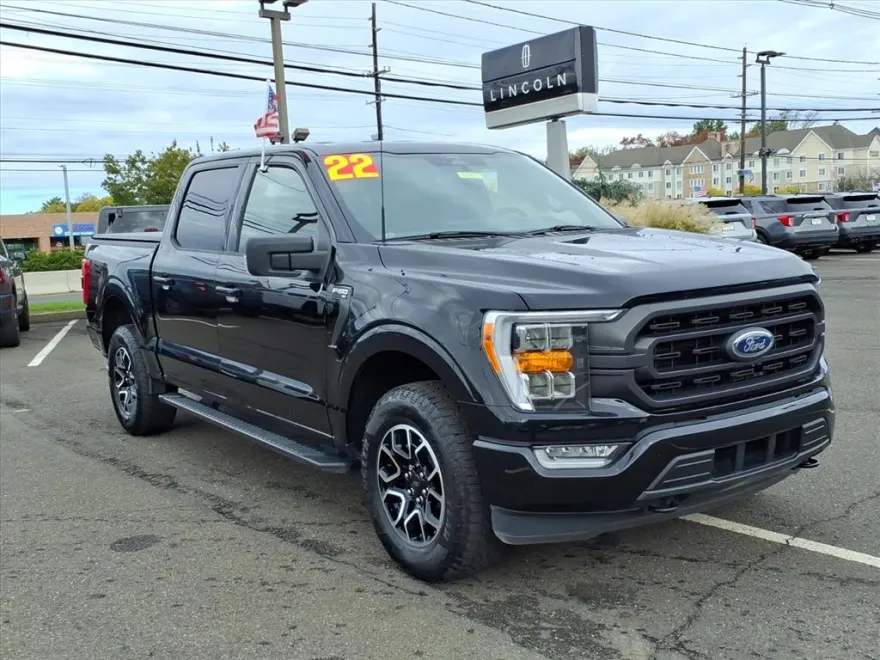 2022 Ford F-150 XLT photo 1