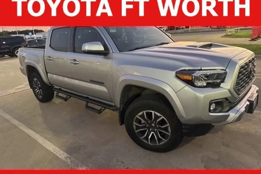2023 Toyota Tacoma TRD Sport V6 photo 1