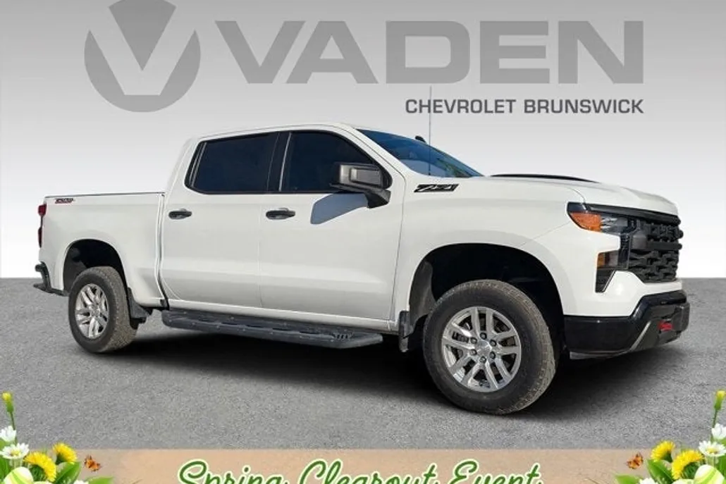 2024 Chevrolet Silverado 1500 Custom Trail Boss photo 1