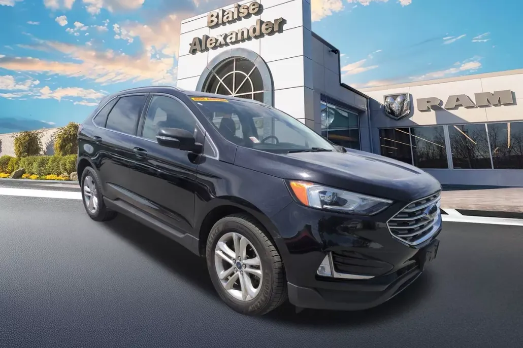 2020 Ford Edge SEL photo 1