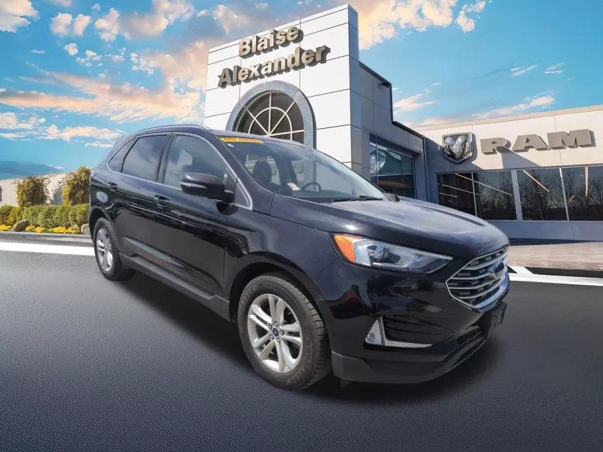 2020 Ford Edge SEL photo 1