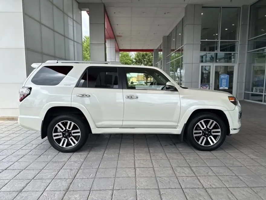 2021 Toyota 4Runner Limited photo 1