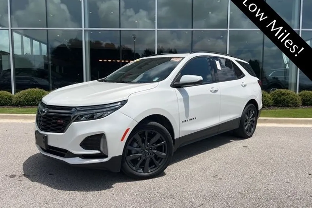 2022 Chevrolet Equinox RS photo 1