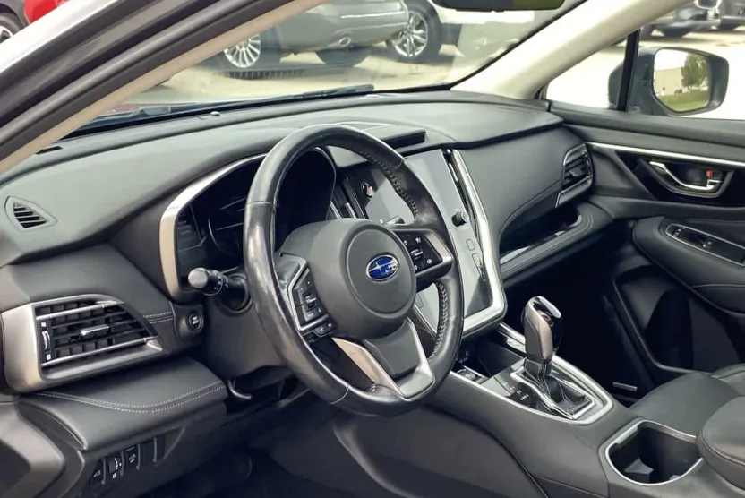 2021 Subaru Outback Limited XT photo 1