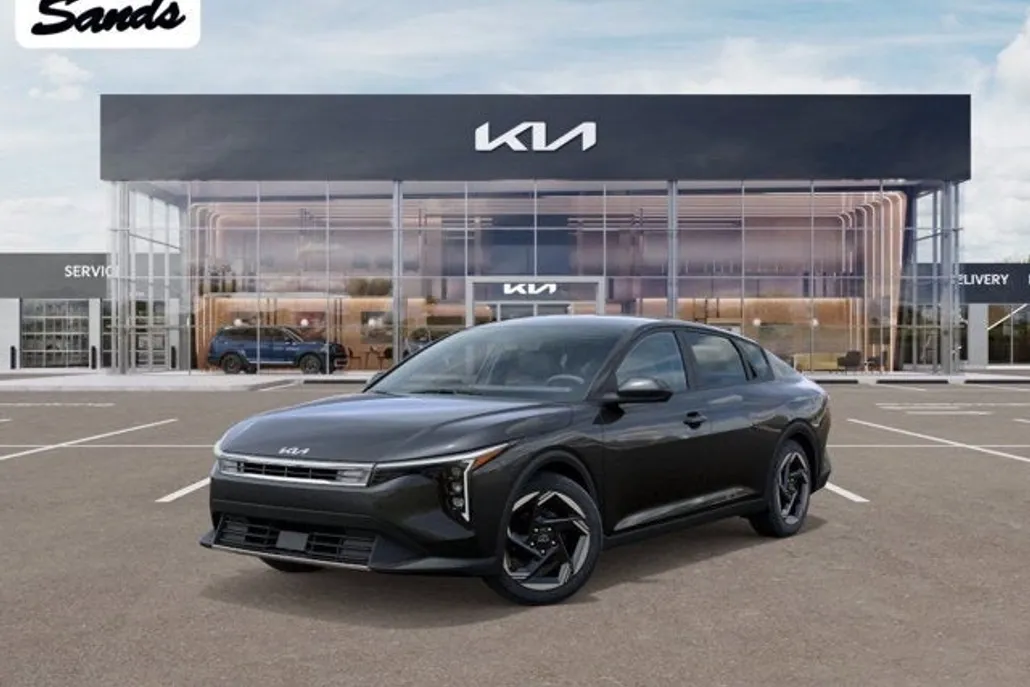 2025 Kia K4 EX photo 1