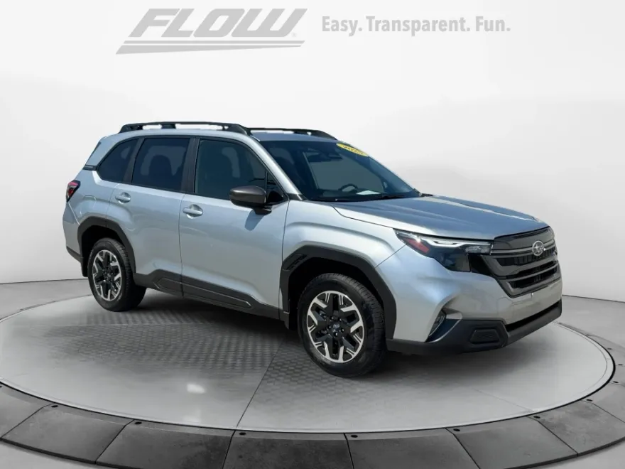 2025 Subaru Forester Premium Base photo 1