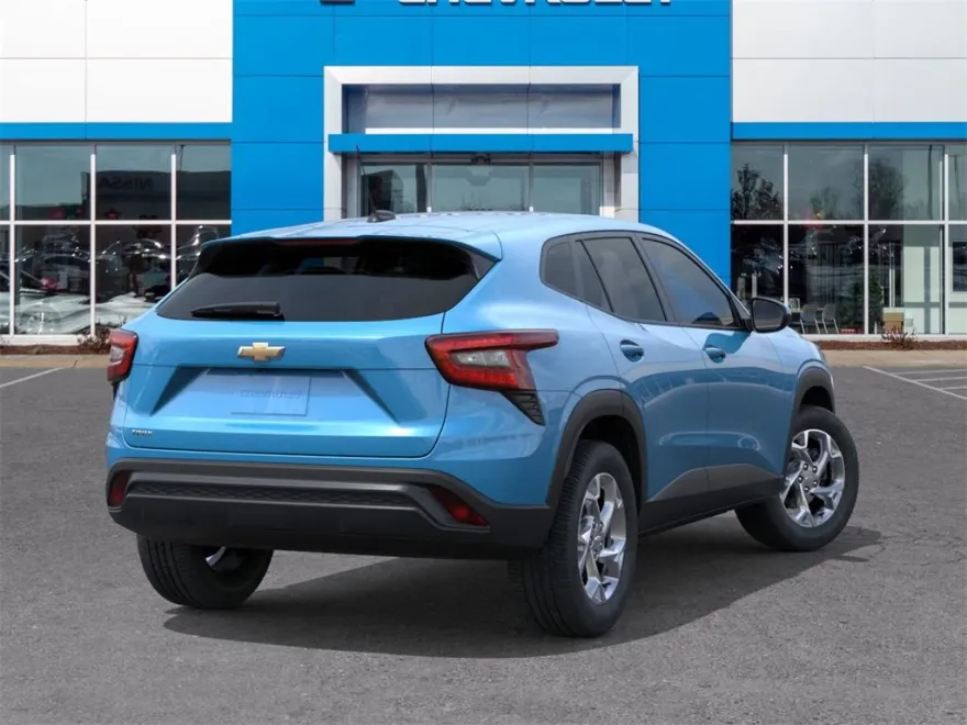 2026 Chevrolet Trax LS photo 1