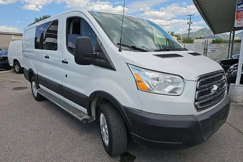 2019 Ford Transit Van photo 1