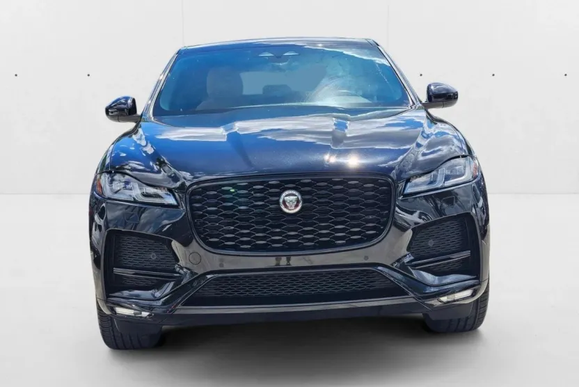 2022 Jaguar F-PACE P250 S photo 1