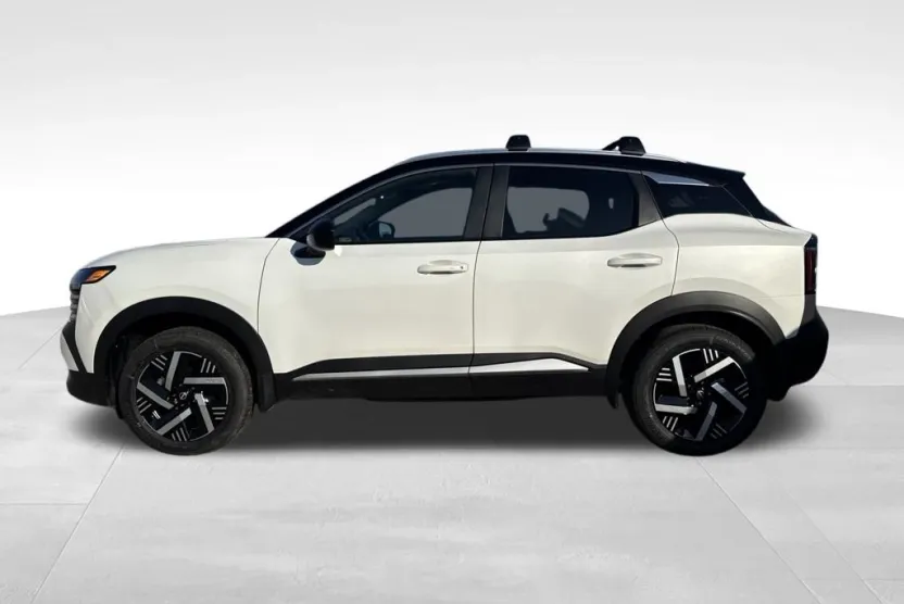 2026 Nissan Kicks SV photo 1