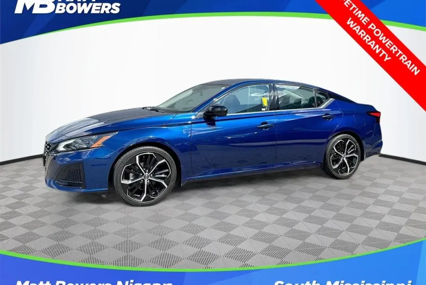 2024 Nissan Altima 2.5 SR photo 1