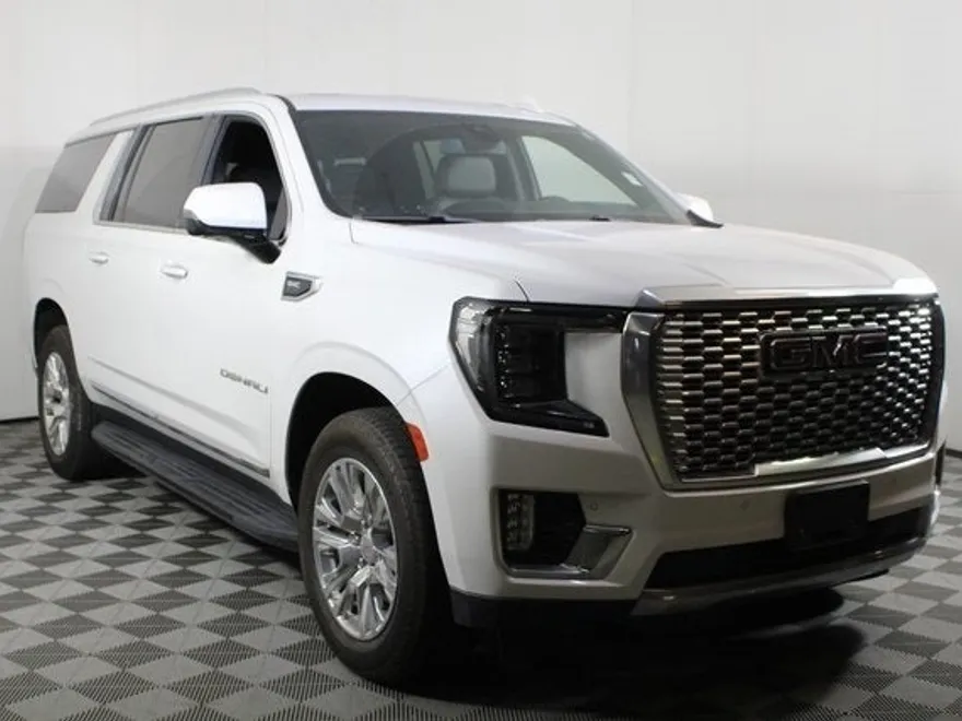 2022 Gmc Yukon XL Denali photo 1