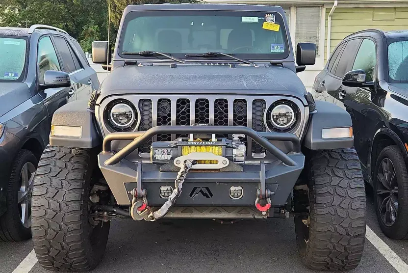2020 Jeep Gladiator Sport photo 1