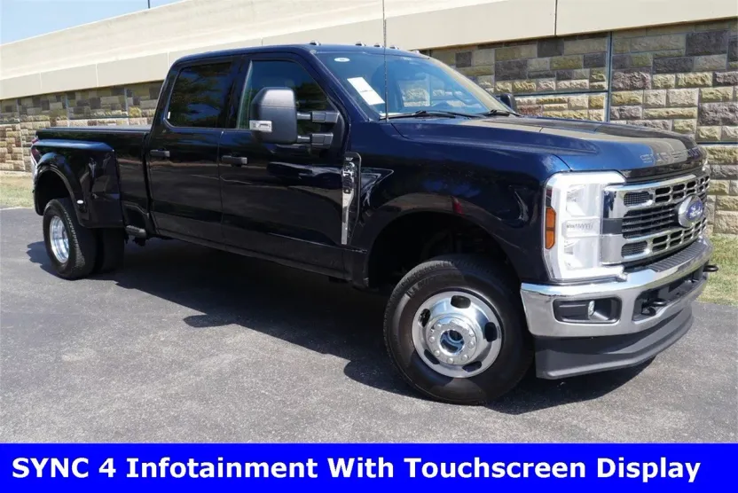 2024 Ford F-350 photo 1