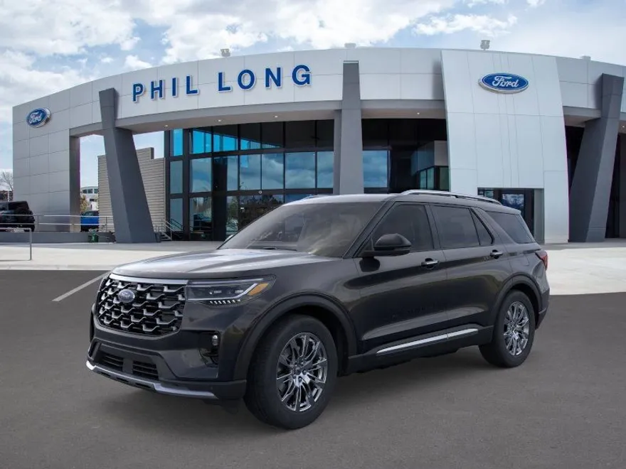 2025 Ford Explorer Platinum photo 1