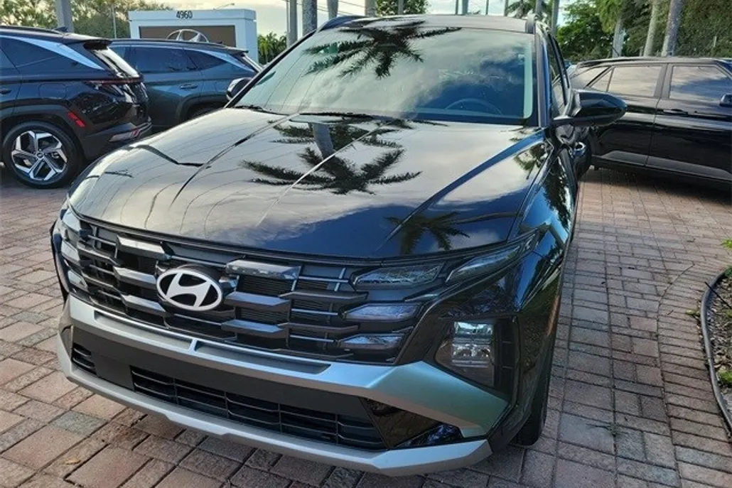 2025 Hyundai Tucson SEL photo 1
