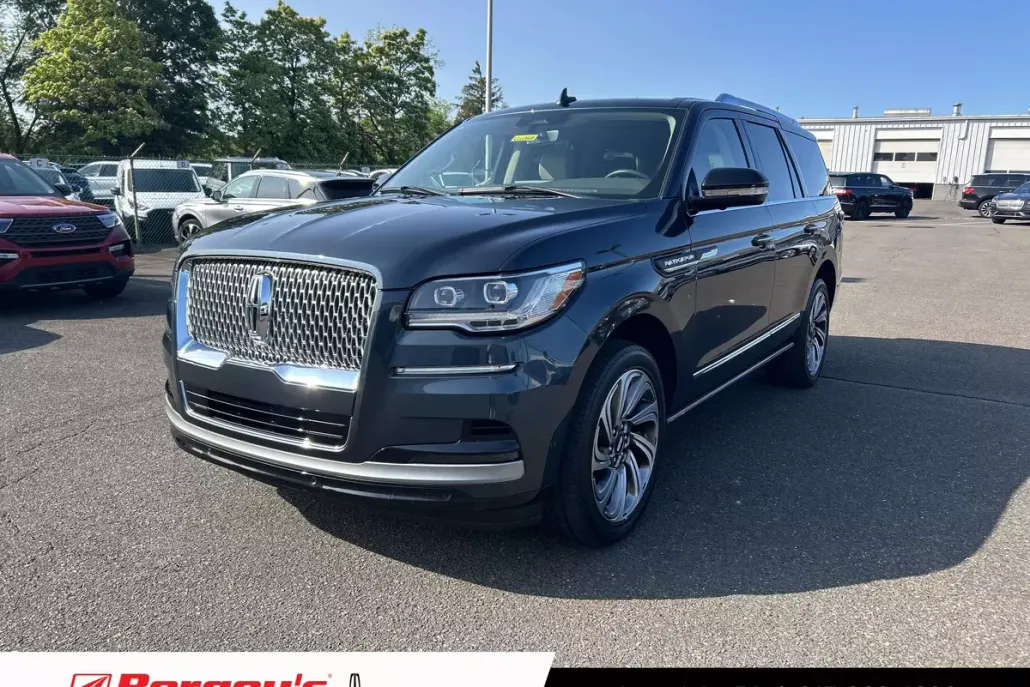 2024 Lincoln Navigator Premiere photo 1