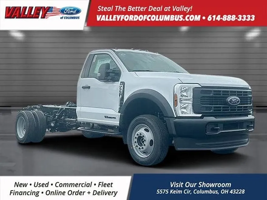 2025 Ford F-550 photo 1