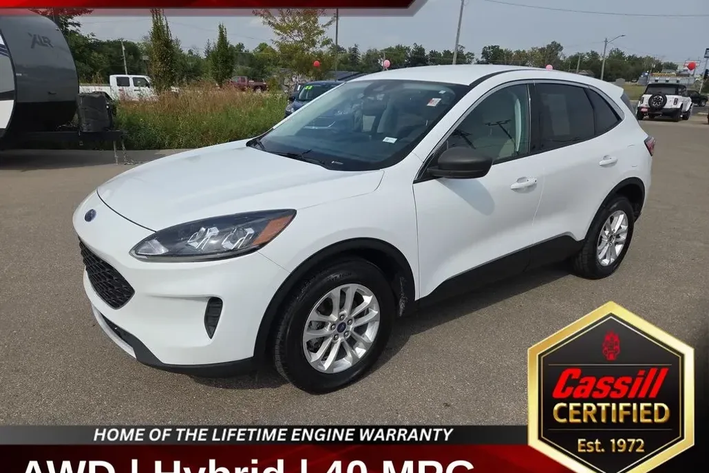 2022 Ford Escape Hybrid SE photo 1