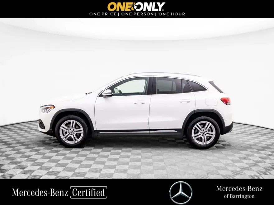 2023 Mercedes Benz GLA 250 4MATIC photo 1
