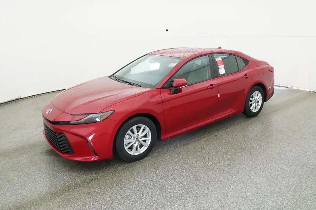 2026 Toyota Camry LE photo 1